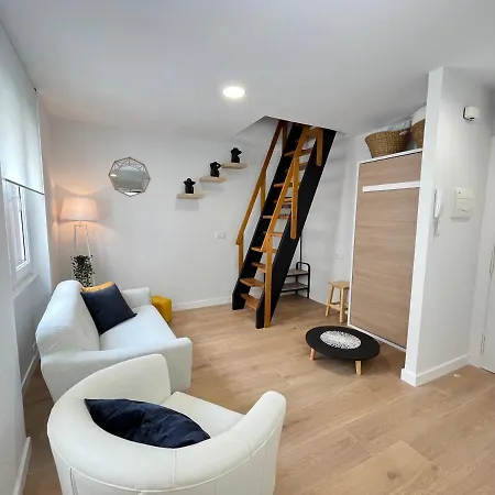 Duplex Serranos Lägenhet