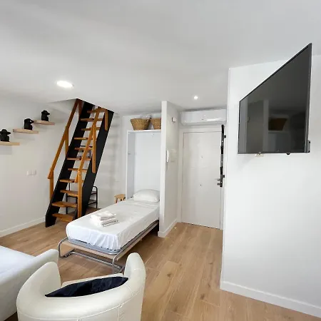 Duplex Serranos Lägenhet *